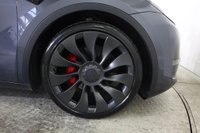 USED 2024 24 TESLA MODEL Y (Dual Motor) Performance Auto 4WDE 5dr Panoramic Roof, Rev Cam,