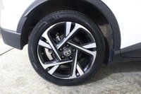 USED 2022 22 TOYOTA C-HR 1.8 VVT-h Design CVT Euro 6 (s/s) 5dr Reverse Camera, Heated Seats,