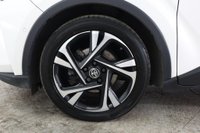 USED 2022 22 TOYOTA C-HR 1.8 VVT-h Design CVT Euro 6 (s/s) 5dr Reverse Camera, Heated Seats,