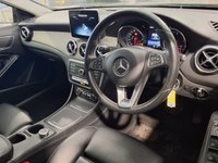 USED 2018 18 MERCEDES-BENZ GLA 2.1 GLA200d Sport (Executive) SUV 5dr Diesel 7G-DCT Euro 6 (s/s) (136 ps) 