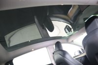 USED 2022 22 TESLA MODEL Y (Dual Motor) Long Range Auto 4WDE 5dr Panoramic Roof, Rev Cam,