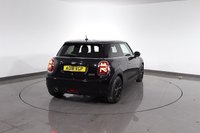 USED 2018 18 MINI HATCH 1.5 Cooper Hatchback 3dr Petrol Manual Euro 6 (s/s) (136 ps) 5 DOCUMENTED SERVICES I CHILI PACK