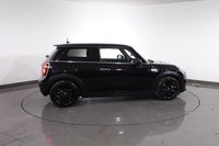 USED 2018 18 MINI HATCH 1.5 Cooper Hatchback 3dr Petrol Manual Euro 6 (s/s) (136 ps) 5 DOCUMENTED SERVICES I CHILI PACK