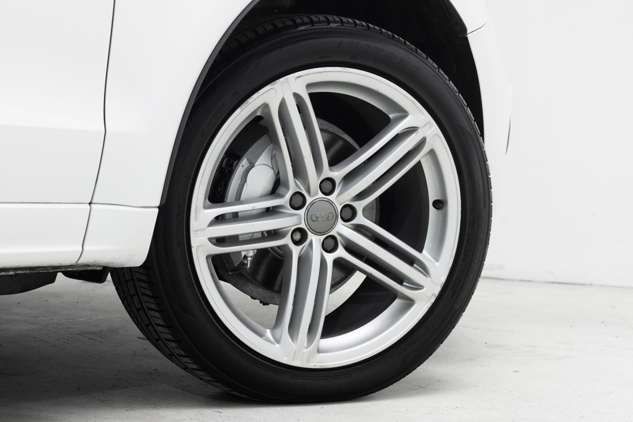 2013 AUDI Q5 S Line - vehicle photo 9 for sale on PureCar