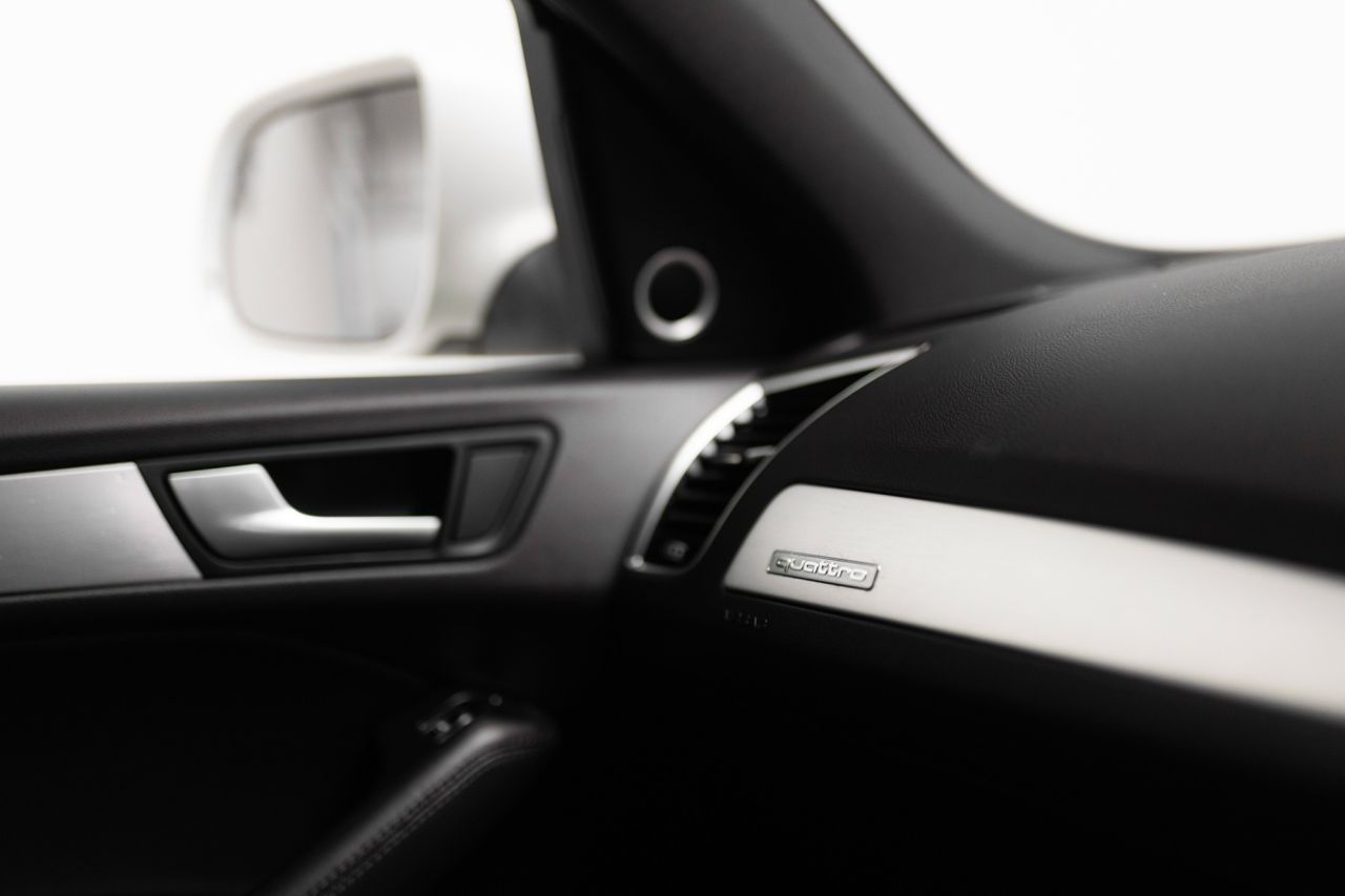 2013 AUDI Q5 S Line - vehicle photo 21 for sale on PureCar