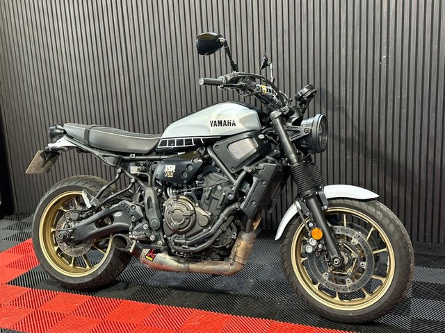 View our YAMAHA XSR700