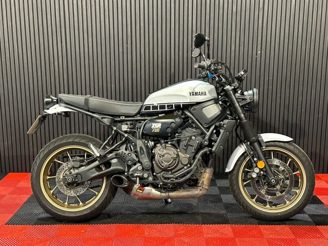 View our YAMAHA XSR700