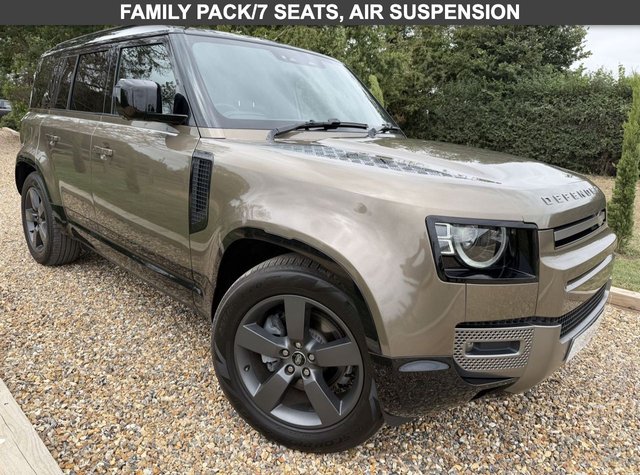 View our Land Rover Defender 110 3.0 D250 MHEV X-Dynamic SE SUV 5dr Diesel Auto 4WD Euro 6 (s/s) (250 ps)