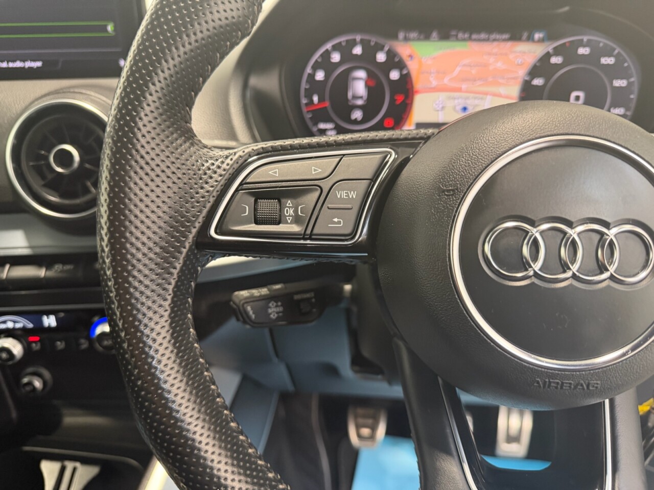 2018 Audi Q2 thumbnail 21