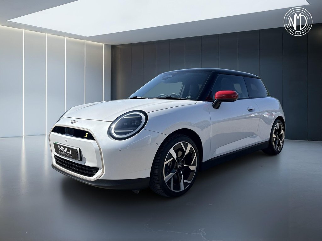 USED 2024 24 MINI ELECTRIC COOPER SE 54.2kWh Exclusive Auto 3dr 9.9%APR LEVEL 3 PCK 18" ALLOYS