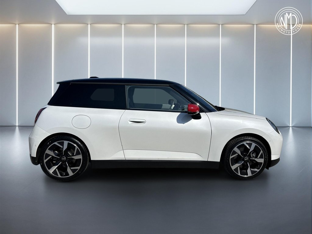 USED 2024 24 MINI ELECTRIC COOPER SE 54.2kWh Exclusive Auto 3dr 9.9%APR LEVEL 3 PCK 18" ALLOYS