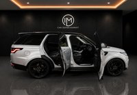 USED 2019 69 LAND ROVER RANGE ROVER SPORT 3.0 SD V6 HSE SUV 5dr Diesel Auto 4WD Euro 6 (s/s) (306 ps) 