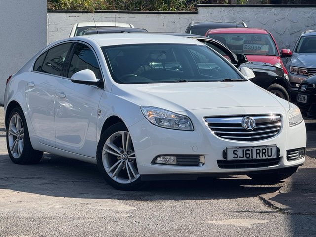 View our VAUXHALL INSIGNIA