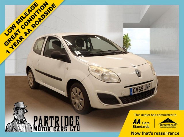 View our Renault Twingo 1.2 Freeway Hatchback 3dr Petrol Manual Euro 4 (60 ps)