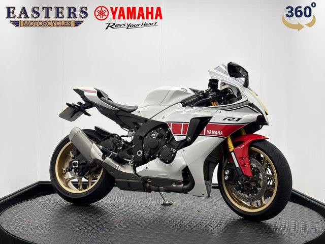 View our YAMAHA R1