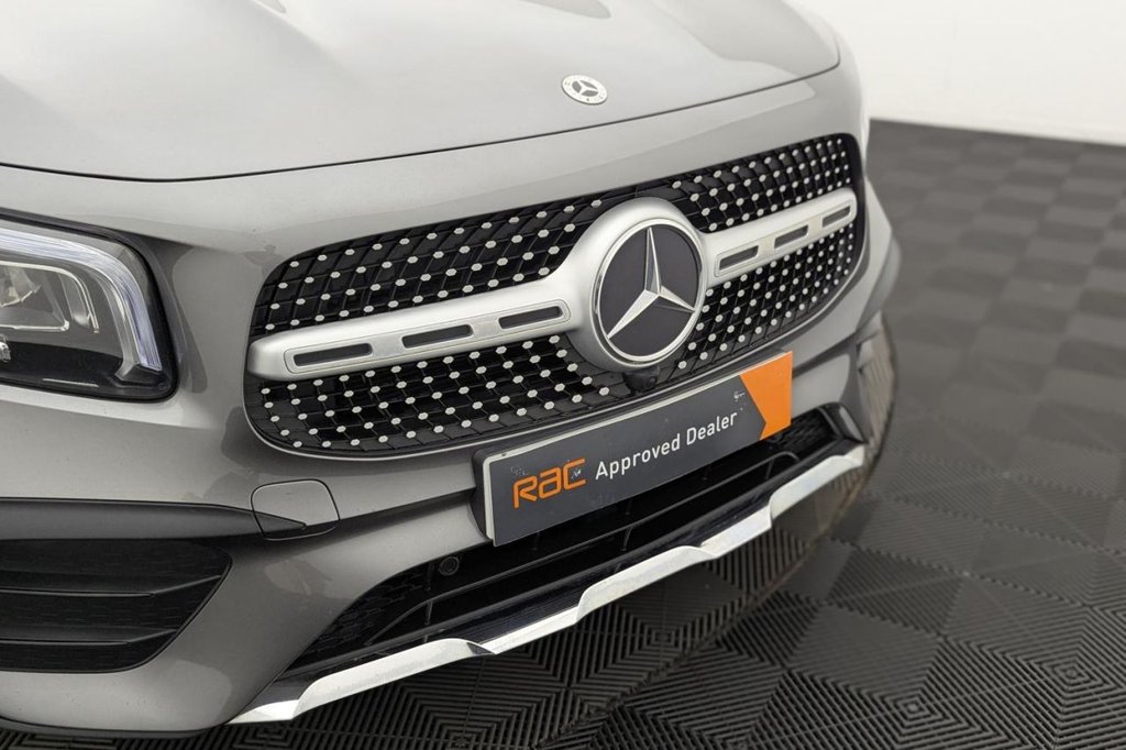 USED 2022 22 MERCEDES-BENZ GLB 1.3 GLB200 AMG Line SUV 5dr Petrol 7G-DCT Euro 6 (s/s) (163 ps) 7 Seats, Car Play, Sat Nav