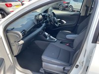 USED 2021 21 TOYOTA YARIS 1.5 VVT-h Design Hatchback 5dr Petrol Hybrid E-CVT Euro 6 (s/s) (116 ps) Cruise DAB Air Con Camera