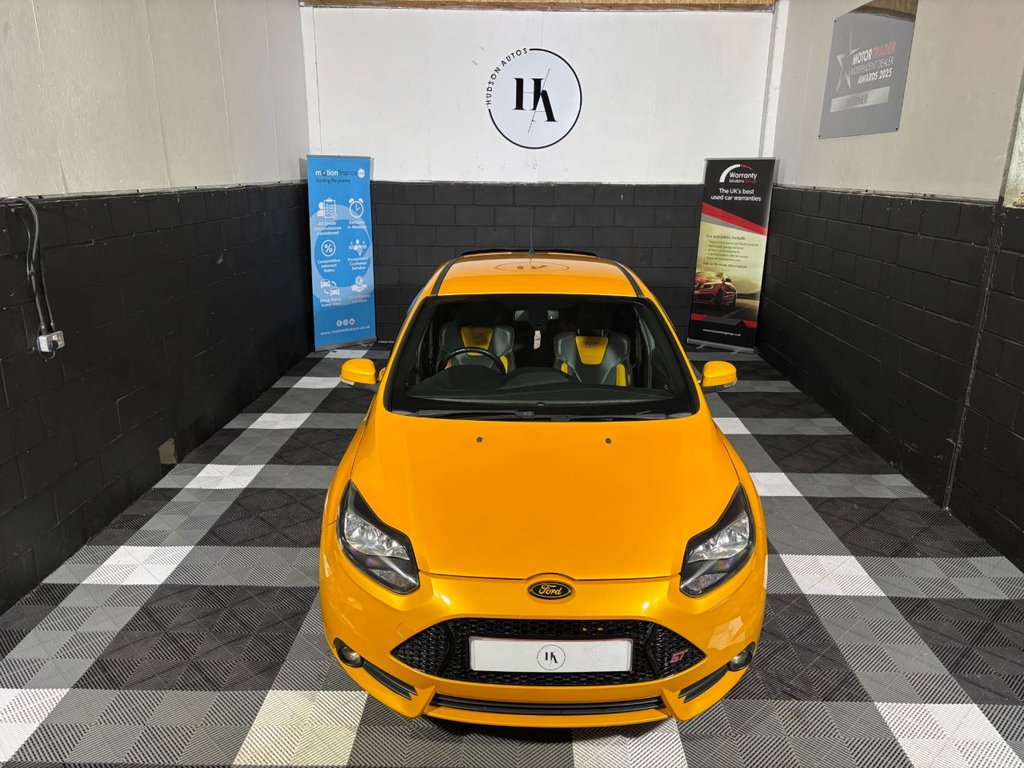 USED 2013 13 FORD FOCUS 2.0T EcoBoost ST-2 Hatchback 5dr Petrol Manual Euro 5 (s/s) (250 ps) 