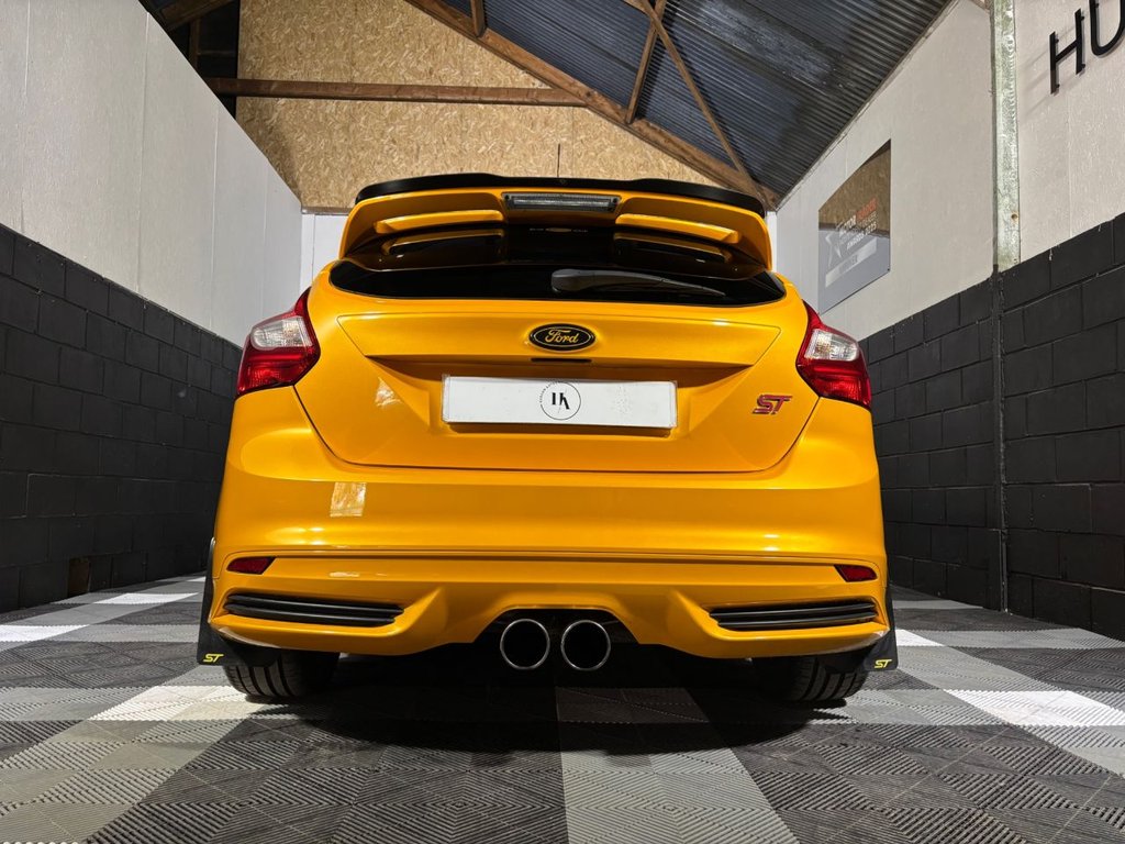 USED 2013 13 FORD FOCUS 2.0T EcoBoost ST-2 Hatchback 5dr Petrol Manual Euro 5 (s/s) (250 ps) 