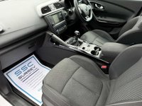 USED 2016 16 RENAULT KADJAR 1.2 Kadjar Dynamique Nav TCe 5dr Full Service History Sat Nav
