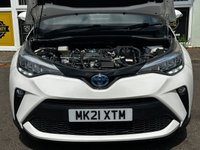 USED 2021 21 TOYOTA C-HR 1.8 VVT-h GPF Design SUV 5dr Petrol Hybrid CVT Euro 6 (s/s) (122 ps) Full TOYOTA Service History  |  Only 2 Owners From Brand New  |  2 Keys