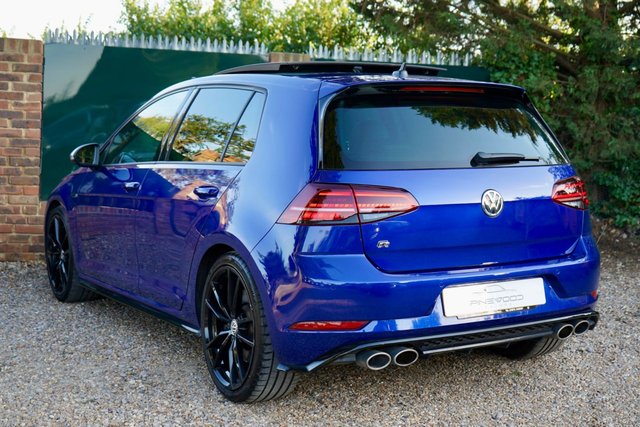 View our VOLKSWAGEN GOLF