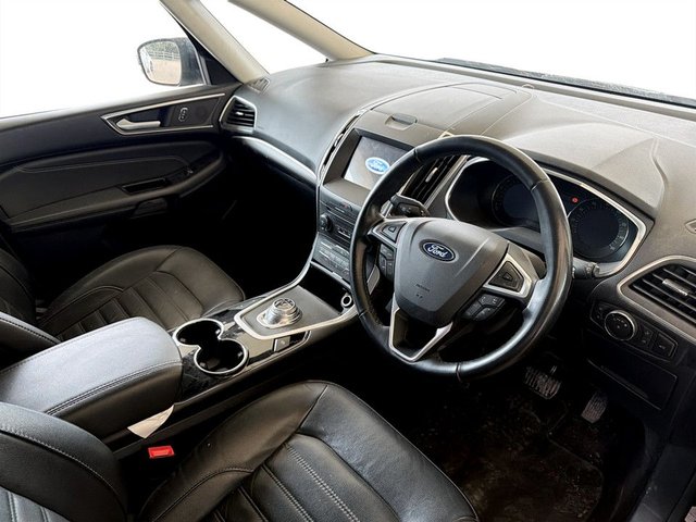 View our FORD GALAXY