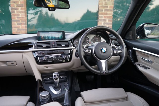View our BMW 3 SERIES