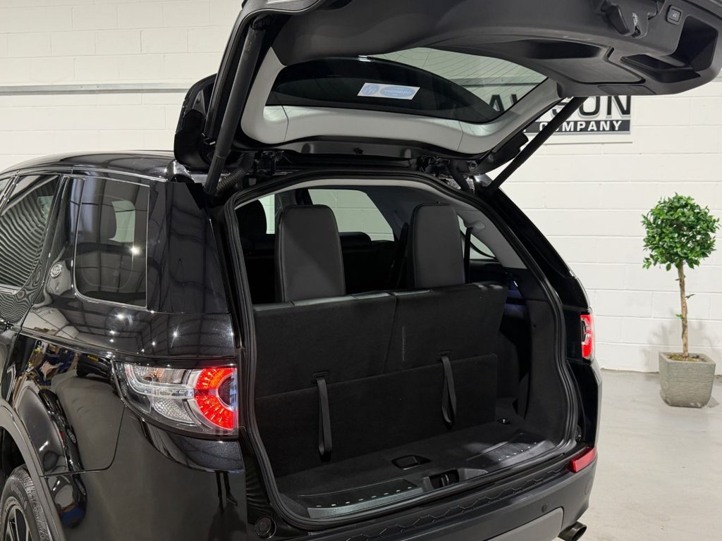 USED 2019 19 LAND ROVER DISCOVERY SPORT 2.0 TD4 SE Tech SUV 5dr Diesel Manual 4WD Euro 6 (s/s) (180 ps) 