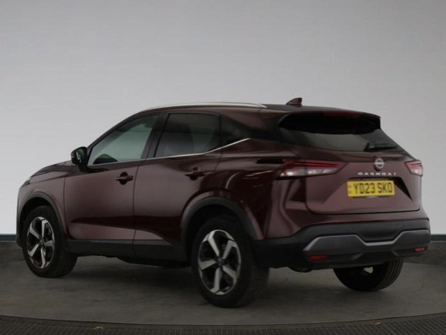 View our NISSAN QASHQAI