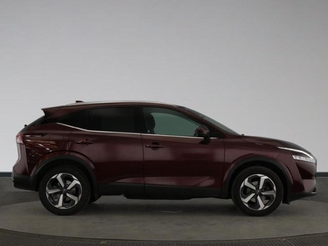 View our NISSAN QASHQAI