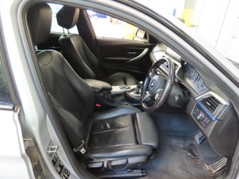 View our BMW 3 SERIES