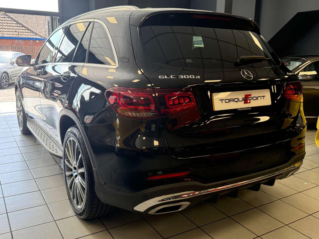 USED 2021 71 MERCEDES-BENZ GLC 2.0 GLC 300 AMG Line Premium D 4Matic Auto 4WD 5dr SH + REVERSE CAM + SAT NAV