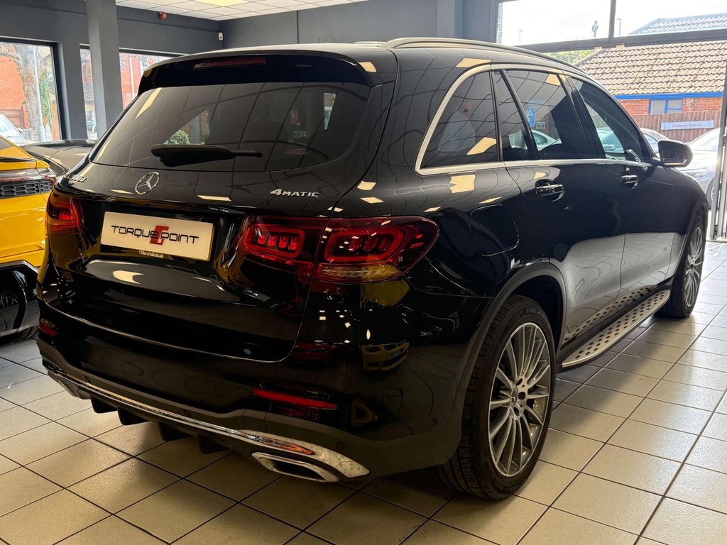 USED 2021 71 MERCEDES-BENZ GLC 2.0 GLC 300 AMG Line Premium D 4Matic Auto 4WD 5dr SH + REVERSE CAM + SAT NAV