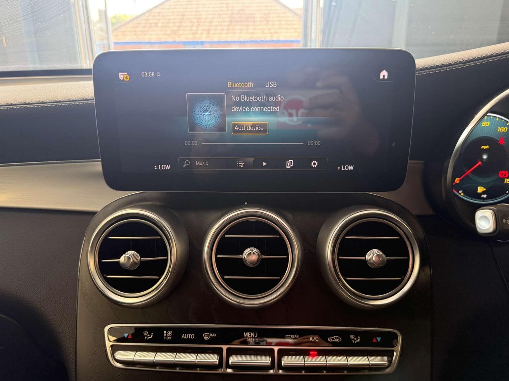 USED 2021 71 MERCEDES-BENZ GLC 2.0 GLC 300 AMG Line Premium D 4Matic Auto 4WD 5dr SH + REVERSE CAM + SAT NAV