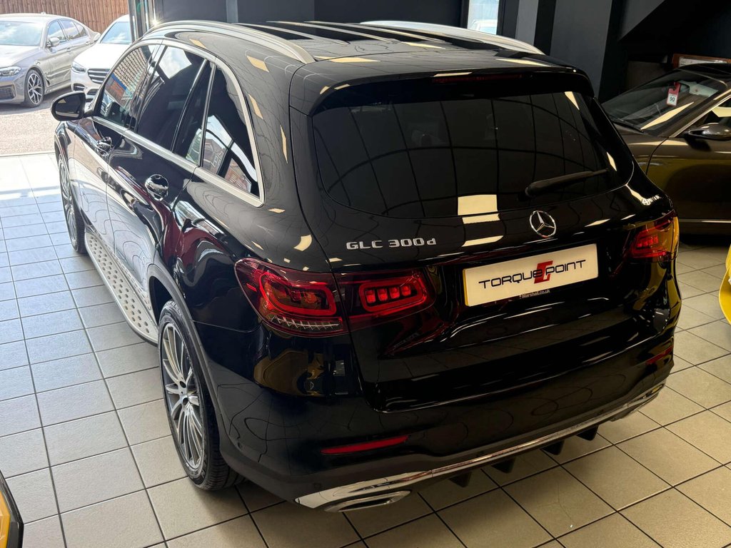 USED 2021 71 MERCEDES-BENZ GLC 2.0 GLC 300 AMG Line Premium D 4Matic Auto 4WD 5dr SH + REVERSE CAM + SAT NAV