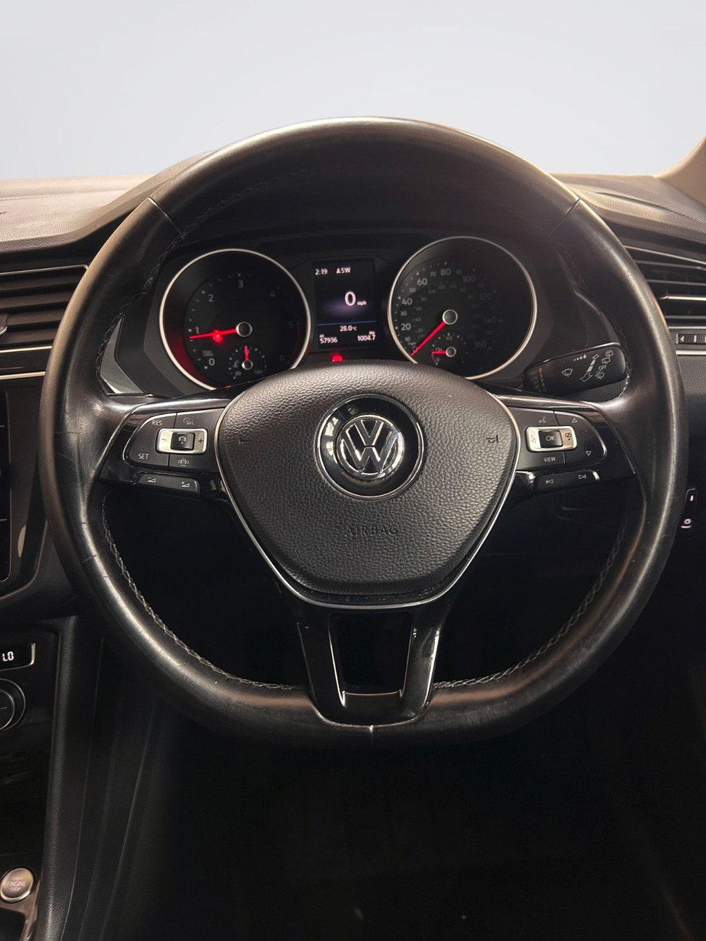2019 Volkswagen Tiguan — image 10