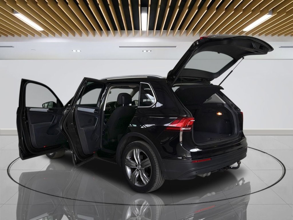 2019 Volkswagen Tiguan — image 6