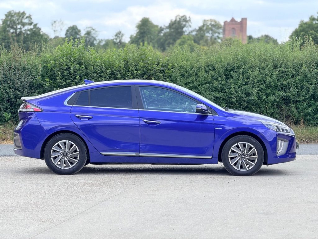 USED 2021 71 HYUNDAI IONIQ 38.3kWh Premium SE Hatchback 5dr Electric Auto (136 ps) Adaptive Cruise|Reversing Camera|Apple CarPlay/Android Auto|Heated & Cold Seats|