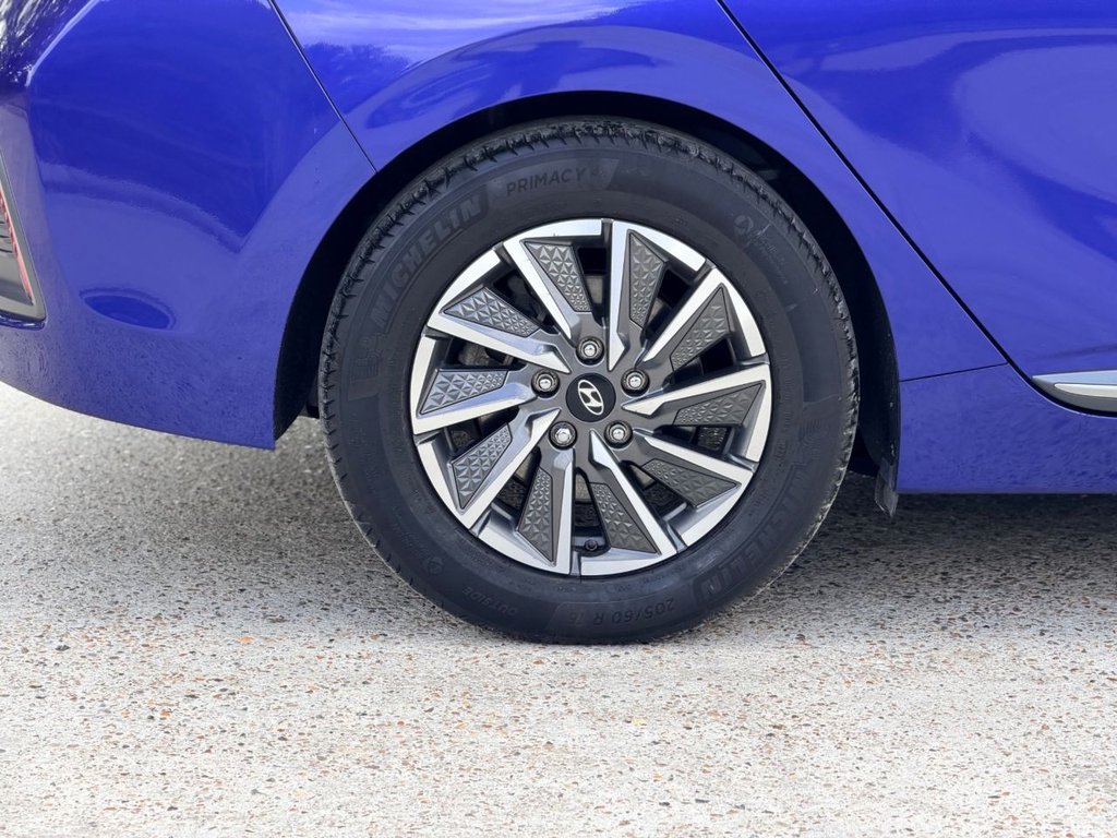USED 2021 71 HYUNDAI IONIQ 38.3kWh Premium SE Hatchback 5dr Electric Auto (136 ps) Adaptive Cruise|Reversing Camera|Apple CarPlay/Android Auto|Heated & Cold Seats|