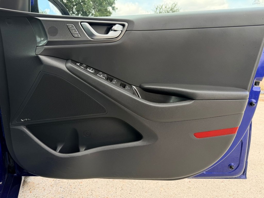 USED 2021 71 HYUNDAI IONIQ 38.3kWh Premium SE Hatchback 5dr Electric Auto (136 ps) Adaptive Cruise|Reversing Camera|Apple CarPlay/Android Auto|Heated & Cold Seats|