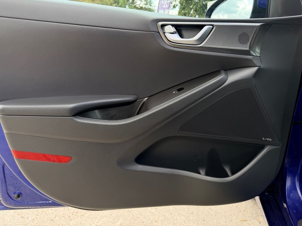USED 2021 71 HYUNDAI IONIQ 38.3kWh Premium SE Hatchback 5dr Electric Auto (136 ps) Adaptive Cruise|Reversing Camera|Apple CarPlay/Android Auto|Heated & Cold Seats|