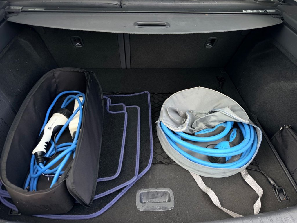 USED 2021 71 HYUNDAI IONIQ 38.3kWh Premium SE Hatchback 5dr Electric Auto (136 ps) Adaptive Cruise|Reversing Camera|Apple CarPlay/Android Auto|Heated & Cold Seats|
