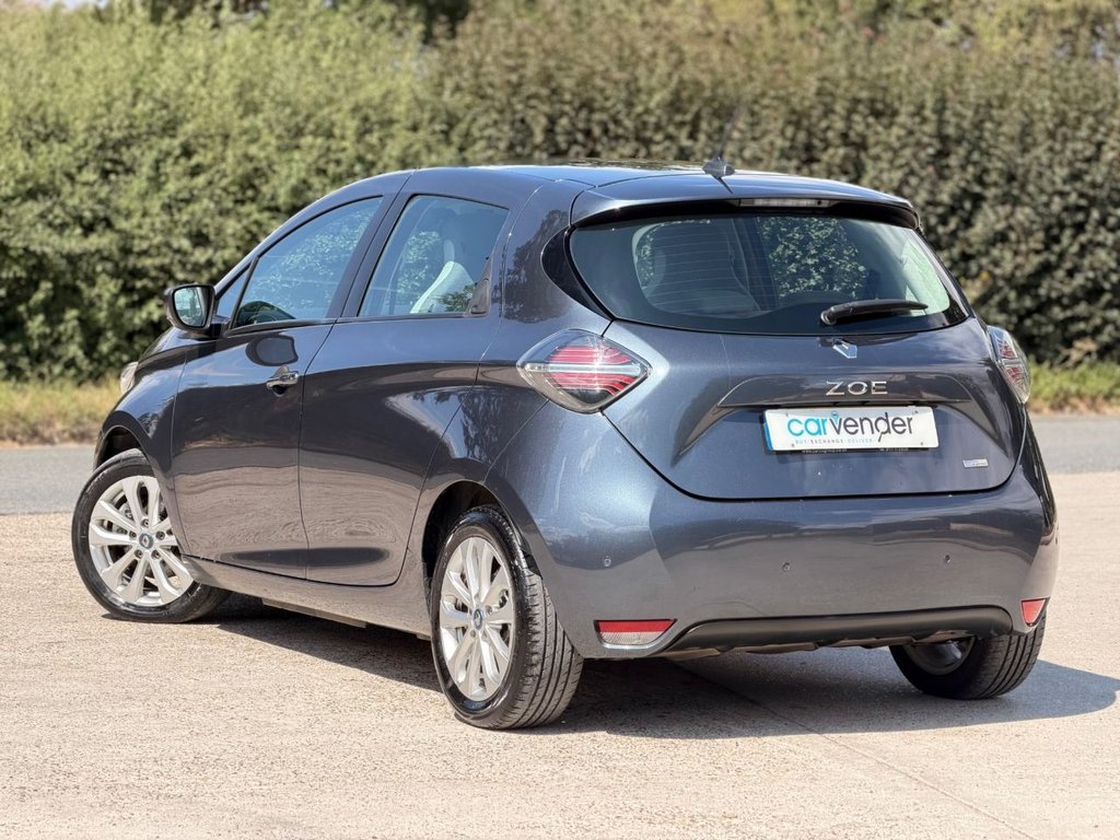USED 2020 20 RENAULT ZOE R110 52kWh Iconic Hatchback 5dr Electric Auto (i) (107 bhp) 6 Services|Sensors|SatNav|Cruise|Lane Assist|Wireless Phone Charger|