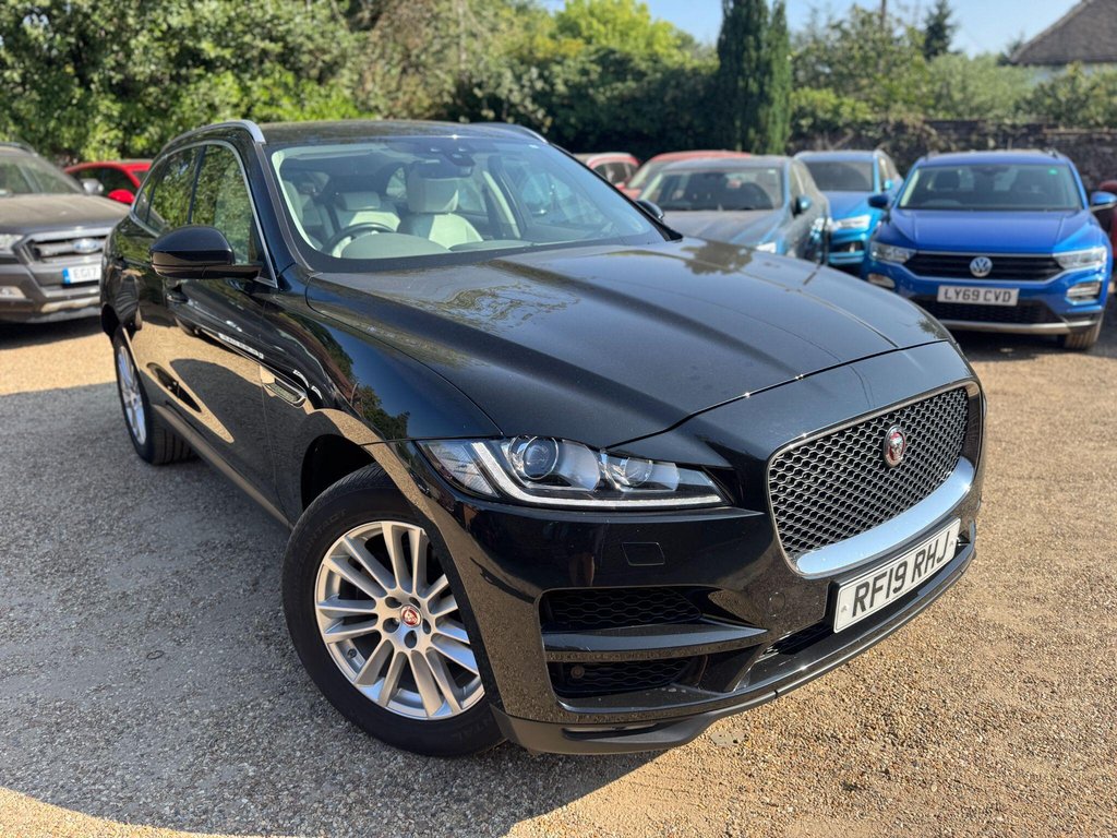 Jaguar F-Pace