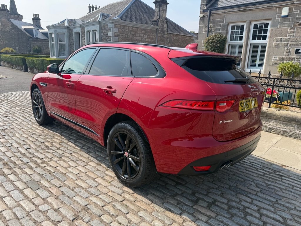 2018 Jaguar F-Pace thumbnail 8
