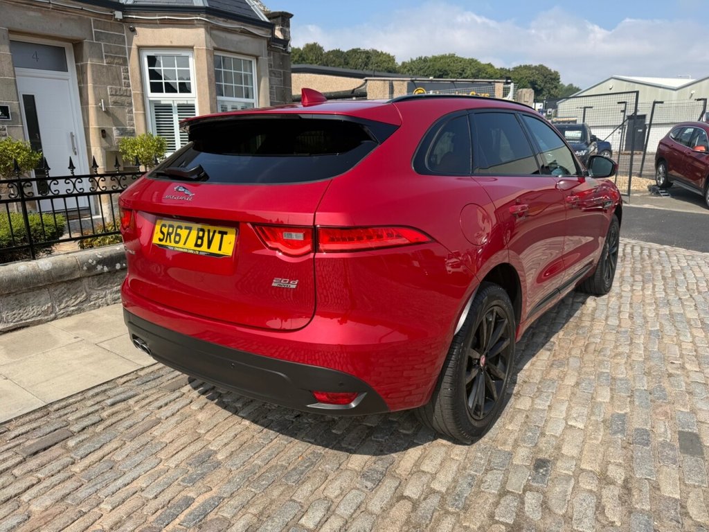 2018 Jaguar F-Pace thumbnail 12
