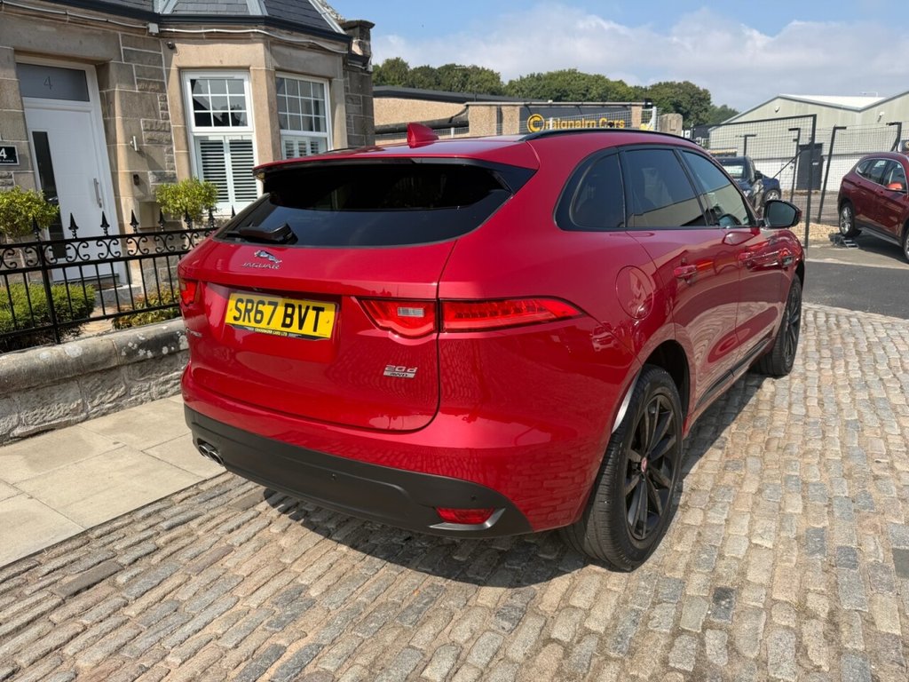 2018 Jaguar F-Pace thumbnail 13