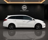 USED 2015 64 TOYOTA AURIS 1.8 VVT-h Icon+ Touring Sports 5dr Petrol Hybrid CVT Euro 5 (s/s) (136 ps) 