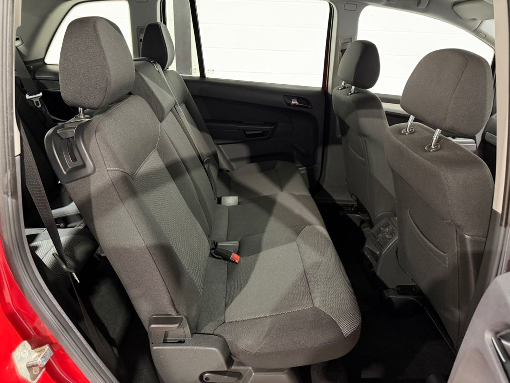 USED 2014 14 VAUXHALL ZAFIRA 1.8 16V Exclusiv MPV 5dr Petrol Manual Euro 5 (120 ps) 